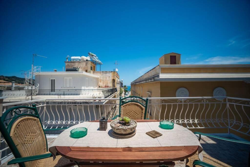 El Sueno De Zante City Center Apartments Eksteriør bilde